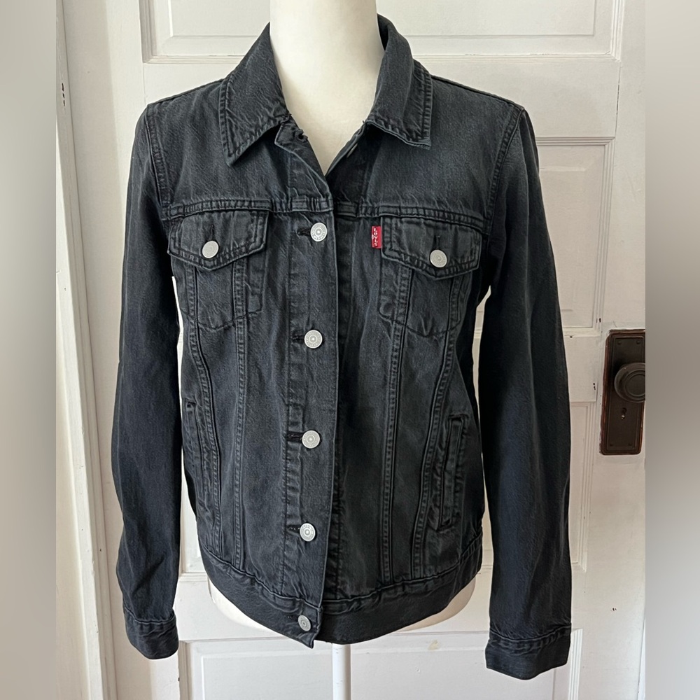 Levi's | Black Denim Trucker Jacket